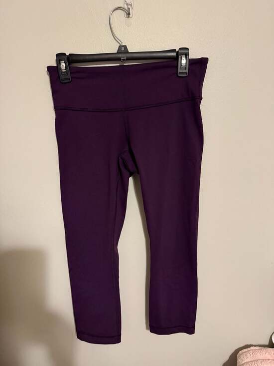 Lululemon Pants - Lululemon Wunder Under Crop Leggings Size 6 Deep Plum